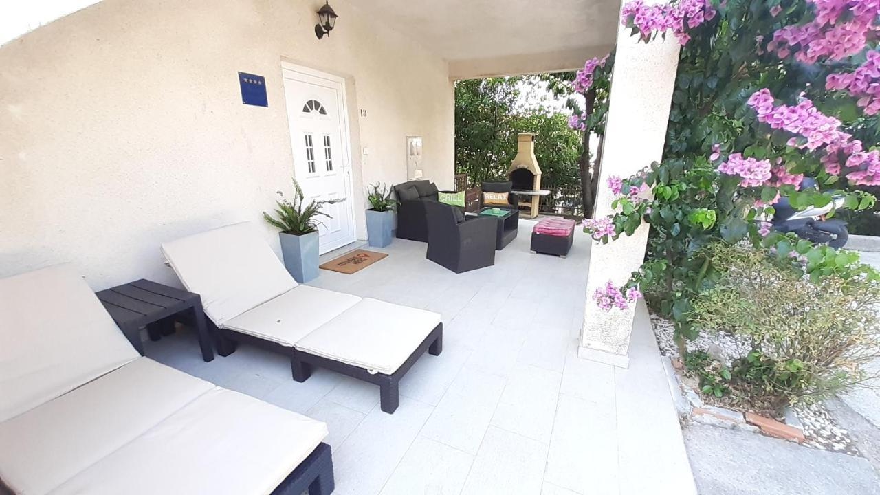 Apartment Ela Trogir Exterior foto
